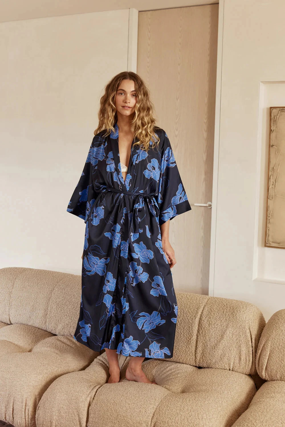 GINGERLILLY DAISY SILKY SATIN ROBE SLEEPWEAR Gingerlilly