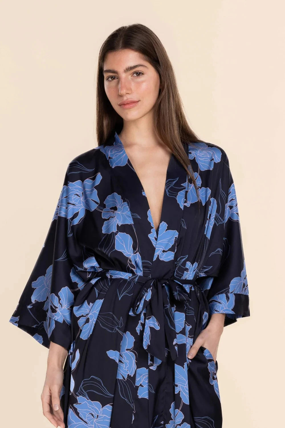 GINGERLILLY DAISY SILKY SATIN ROBE SLEEPWEAR Gingerlilly