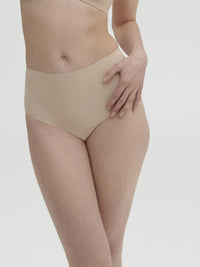 SIMONE PERELE ESSENTIEL CONTROL BRIEF BRIEFS Simone Perele