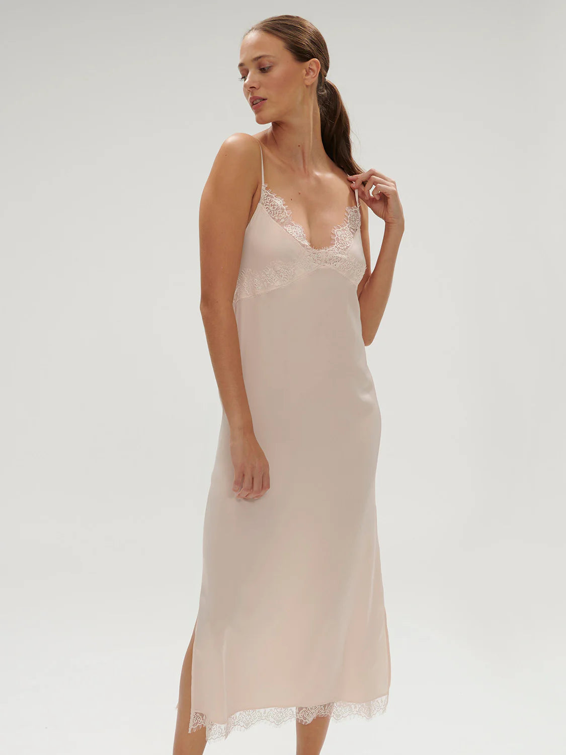 SIMONE PERELE SATIN SECRETS LONG NIGHTDRESS SLEEPWEAR Simone Perele