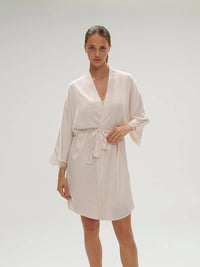 SIMONE PERELE SATIN SECRETS ROBE SLEEPWEAR Simone Perele