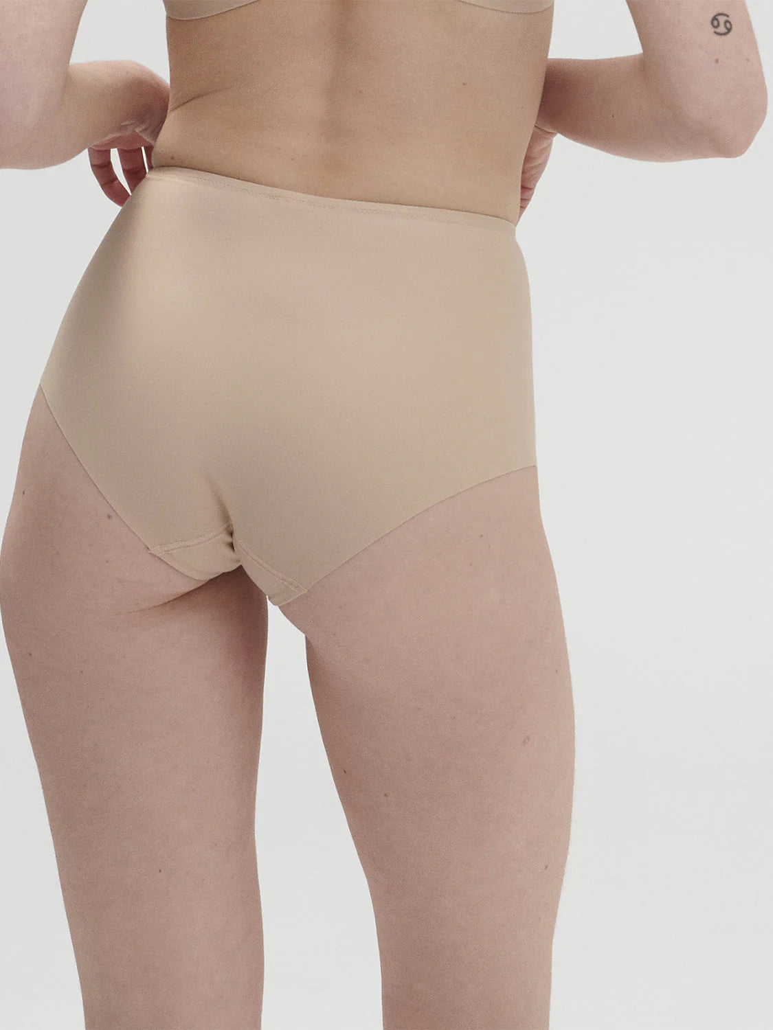 SIMONE PERELE SUBTILE CONTROL FULL BRIEF SHAPEWEAR Simone Perele