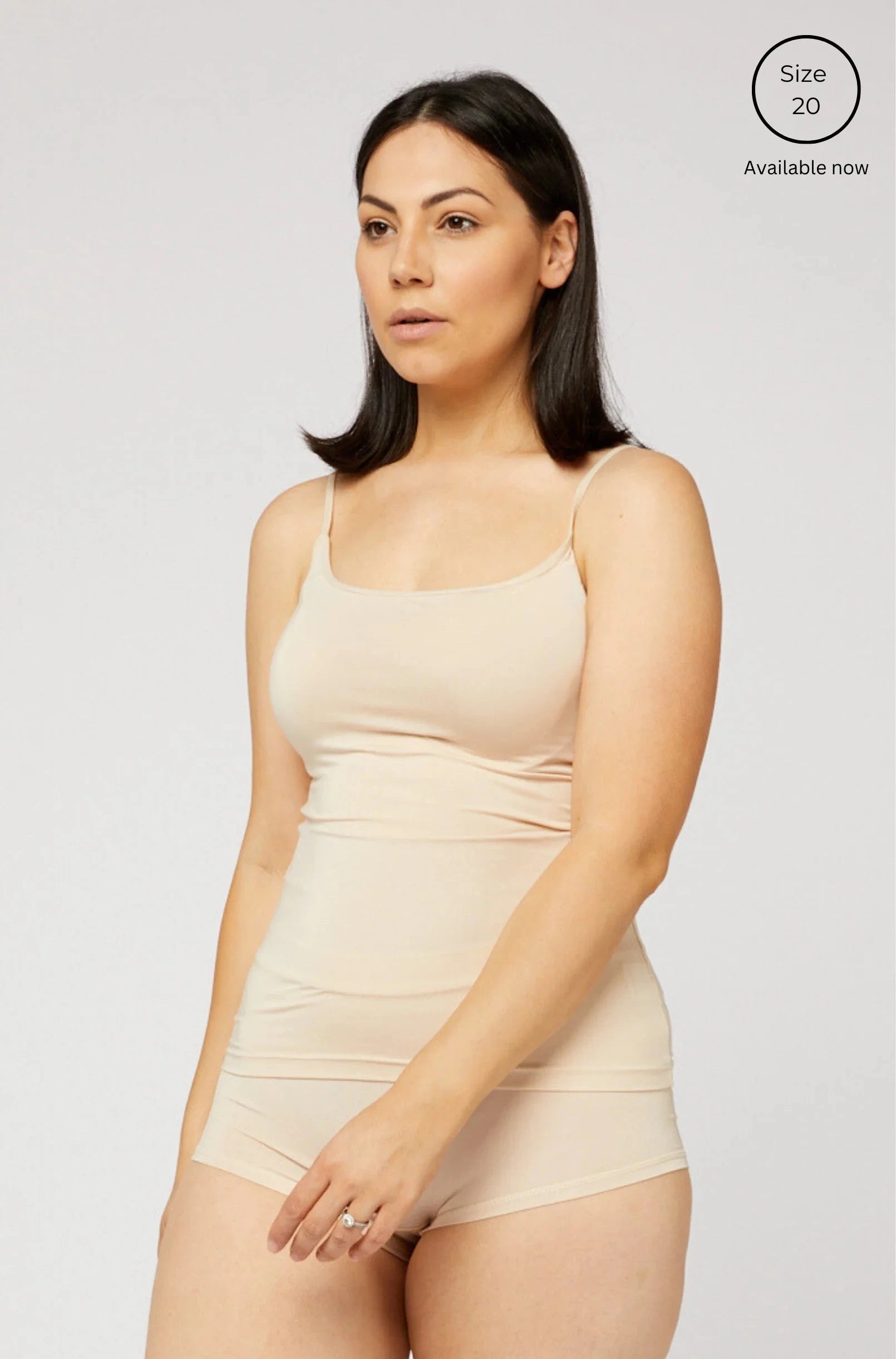TANI SHOE STRING SINGLET BASICS Tani
