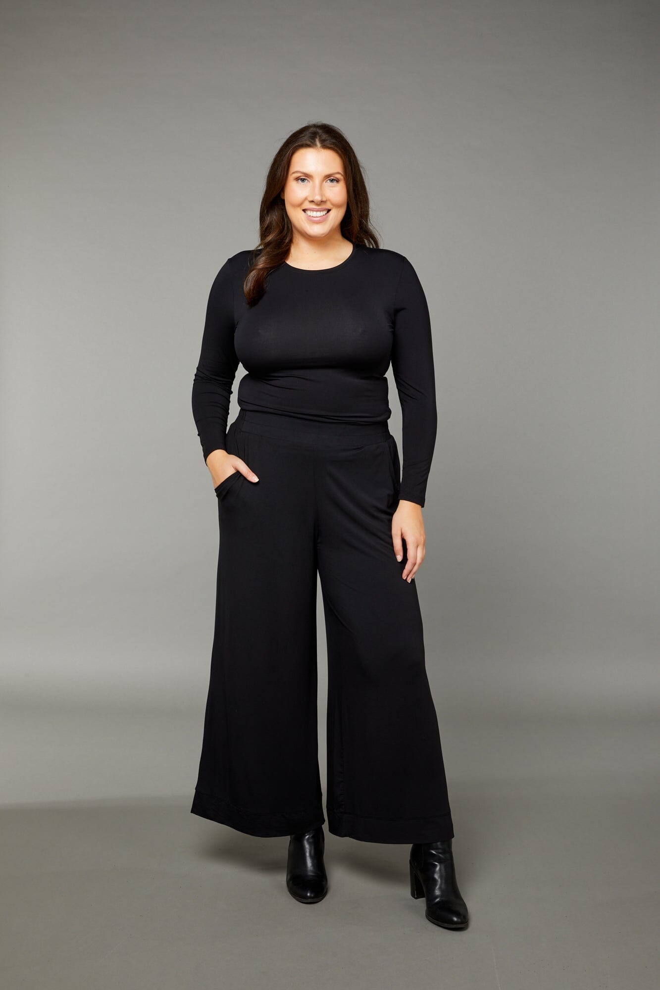 TANI HIGH NECK LONG SLEEVE BASICS Tani