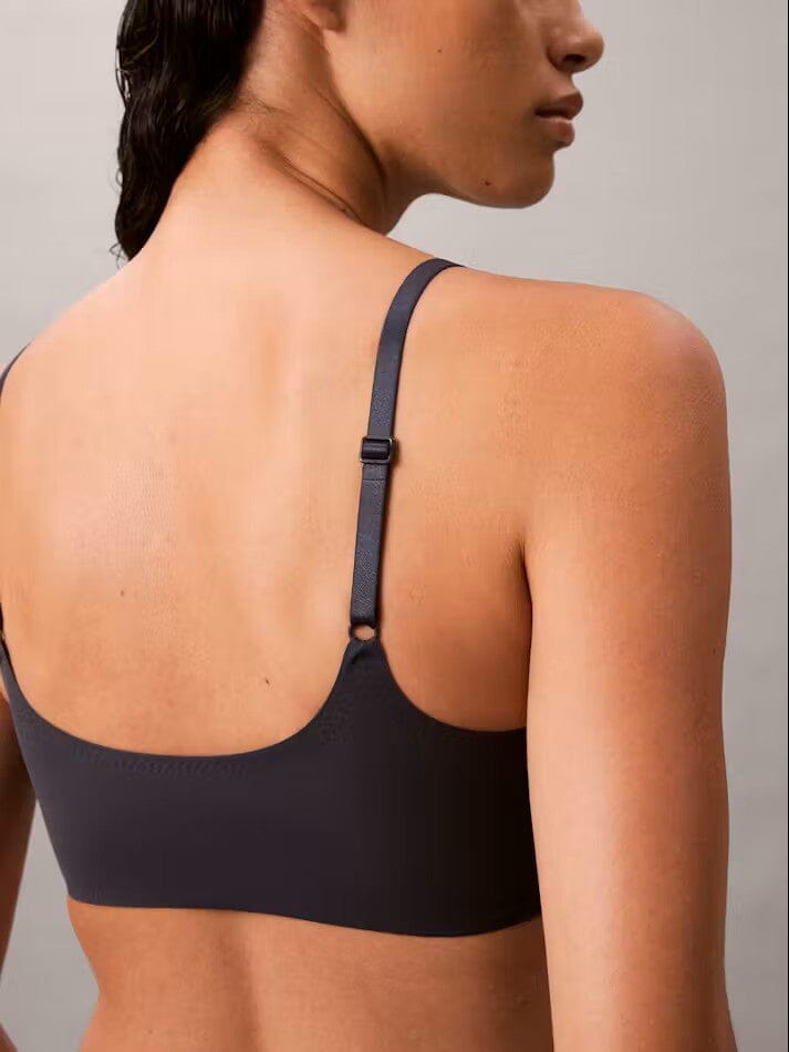 CALVIN KLEIN INVISABLES LIGHTLY LINED BRALETTE BRA'S Calvin Klein 