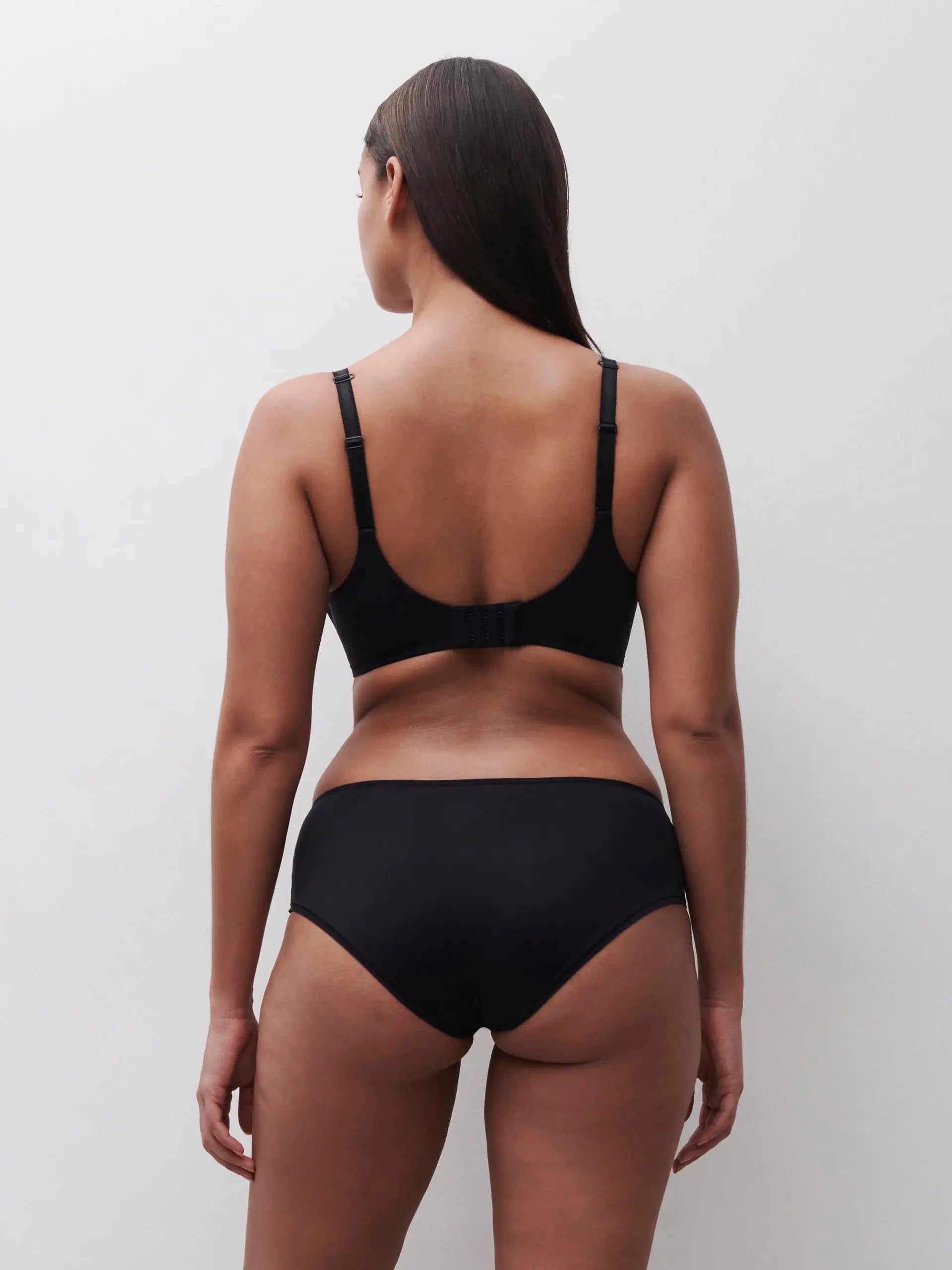 Chantelle Norah Chic Plunge T-Shirt Bra Bras Chantelle 