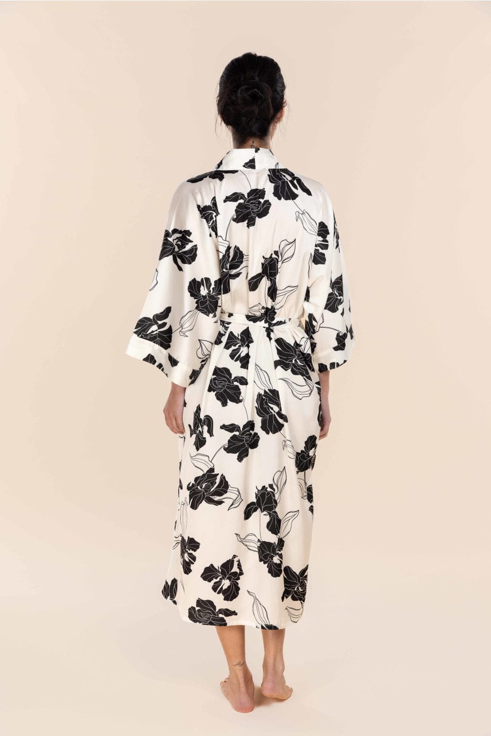 GINGERLILLY DAISY SILKY SATIN ROBE SLEEPWEAR Gingerlilly 