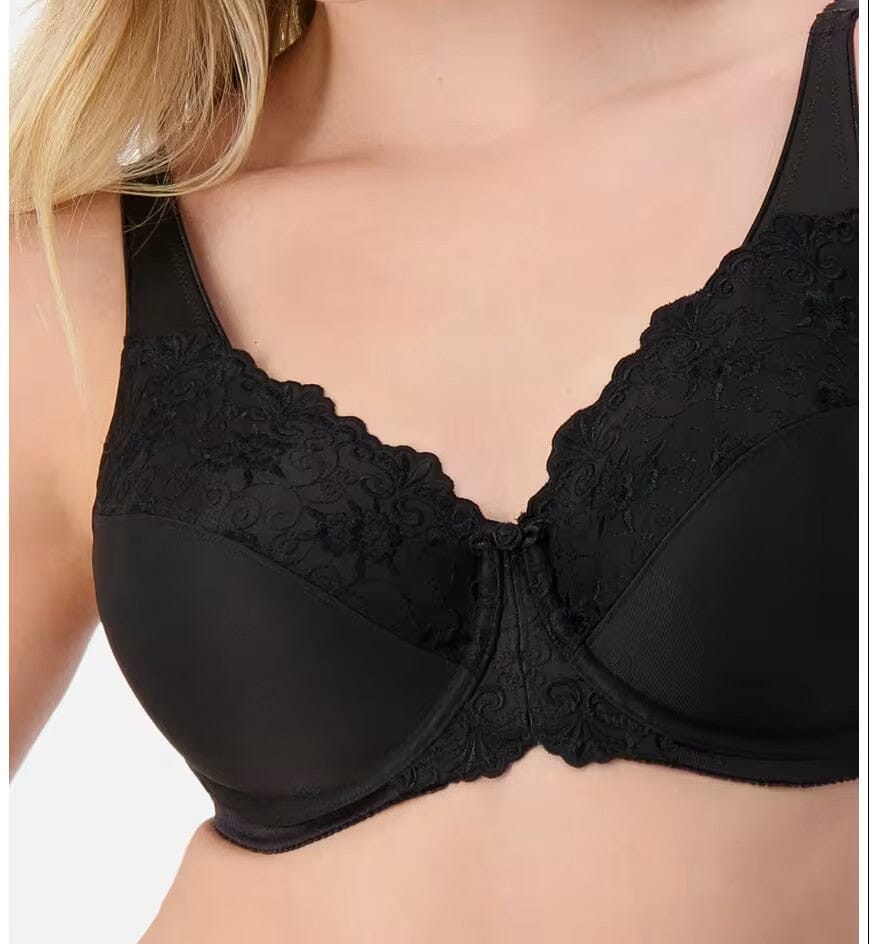 Triumph Embroidered Minimiser Bras Triumph 