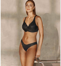 Triumph Embroidered Minimiser Bras Triumph 