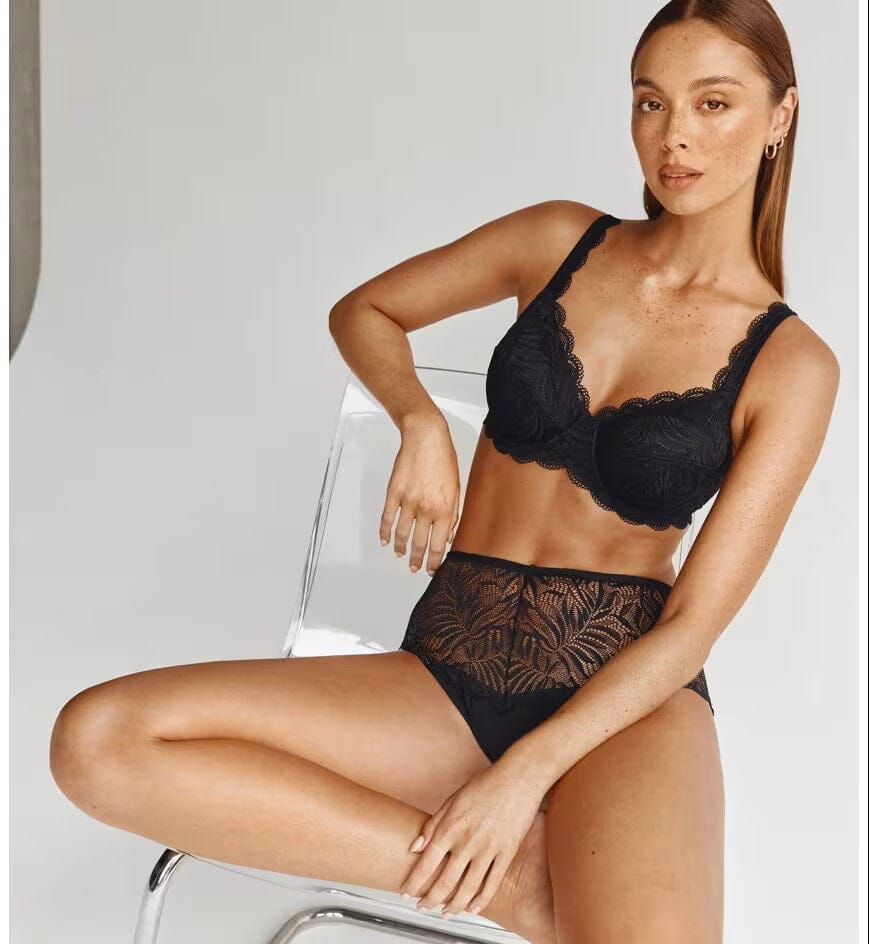 Triumph Essential Lace Balconette Bras Triumph 