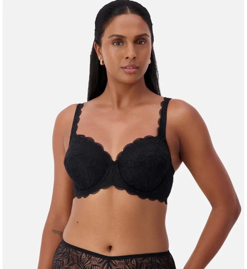 Triumph Essential Lace Balconette Bras Triumph 