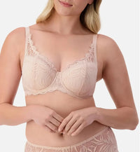 Triumph Essential Lace Balconette Padded Bra Bras Triumph 