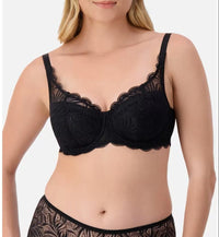 Triumph Essential Lace Balconette Padded Bra Bras Triumph 