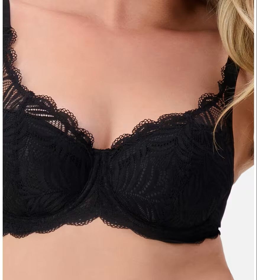 Triumph Essential Lace Balconette Padded Bra Bras Triumph 