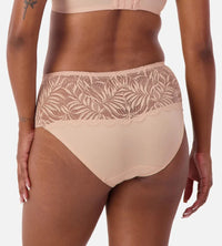 Triumph Essential Lace Maxi Full Brief Briefs Triumph 