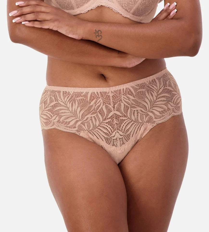 Triumph Essential Lace Maxi Full Brief Briefs Triumph 