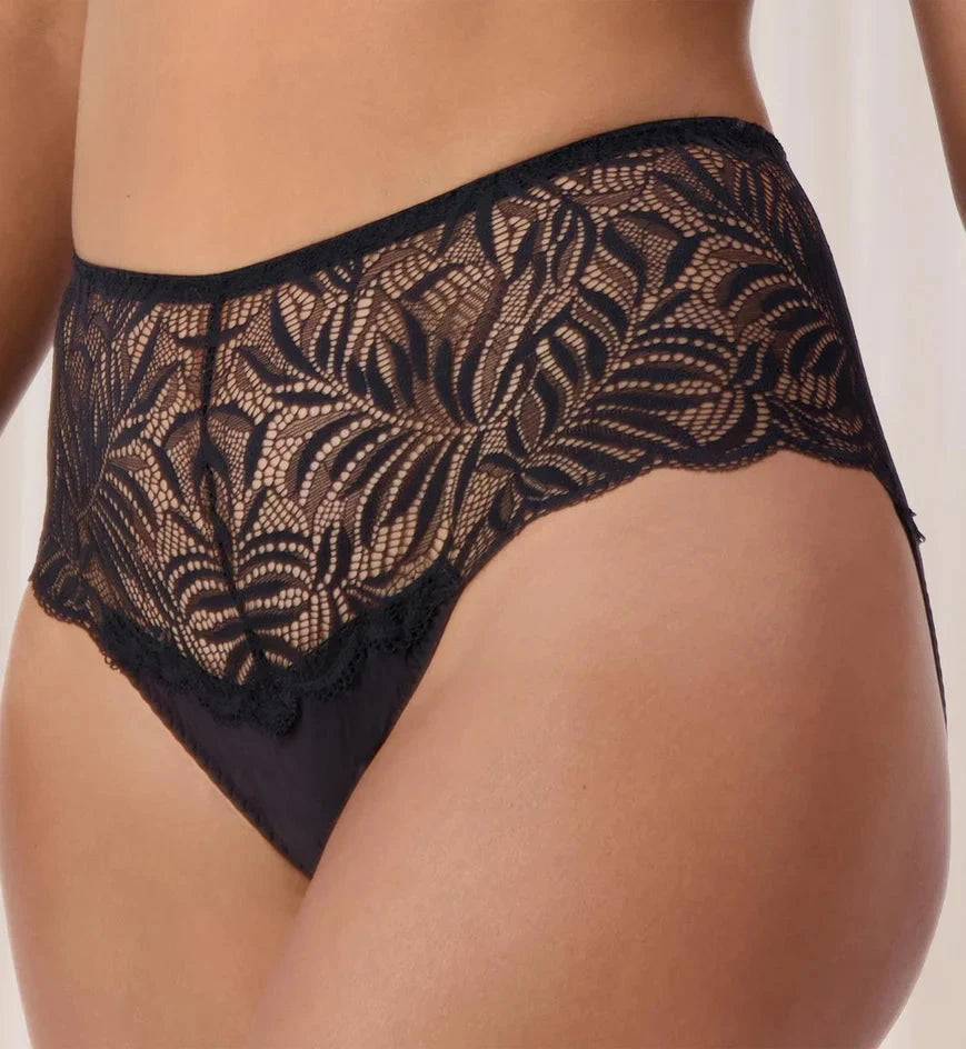 Triumph Essential Lace Maxi Full Brief Briefs Triumph 